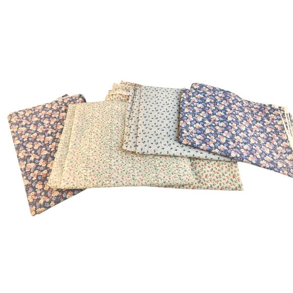 Vintage Calico Fabric Lot Various Floral Patterns Cotton Quilting Craft Material - Picture 1 of 9